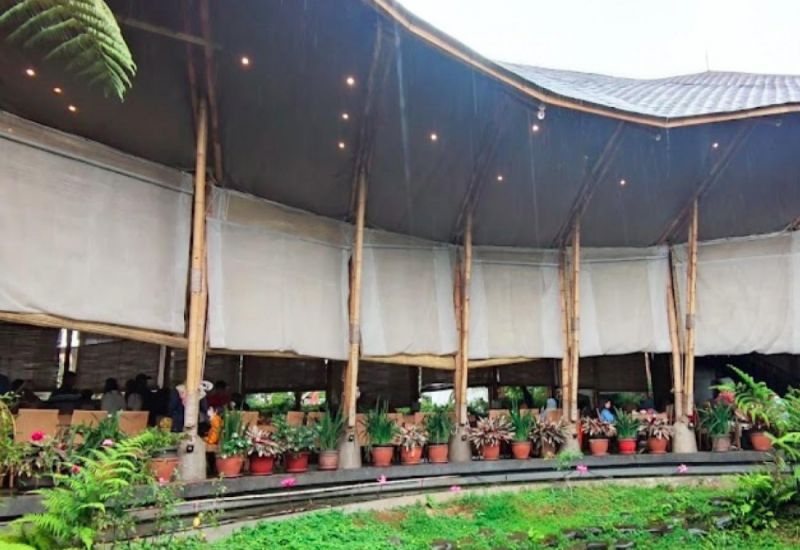 Foto : Dapur Sarumpun ( Gmap / alam sadikin )