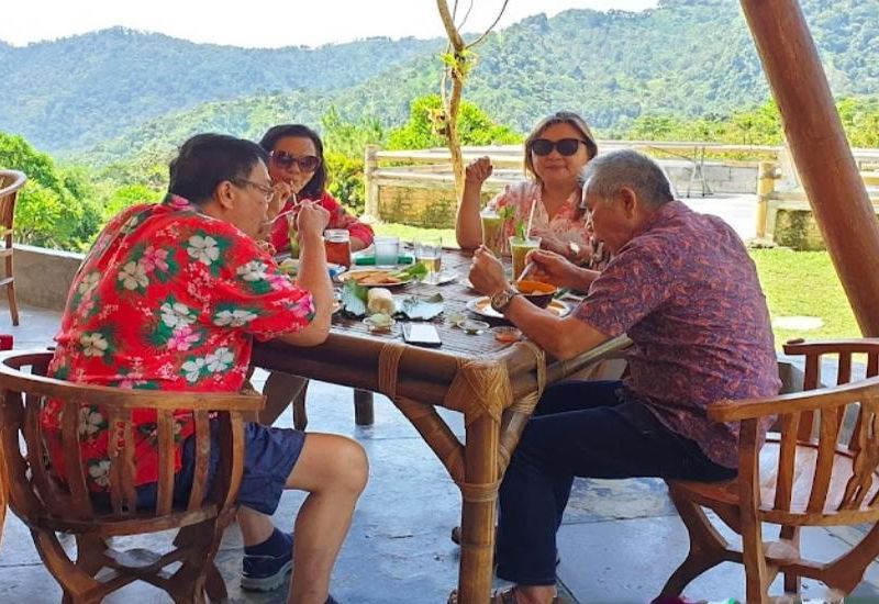 Foto : Gaya rimba alam resto ( Gmap / Robin Karauwan )