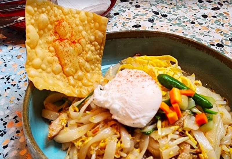 Foto : Padhi Resto ( Gmap /  Leo Cahyadi )