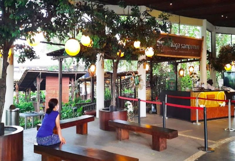 Foto : Talaga Sampireun ( Gmap / Egi Kurniawan )