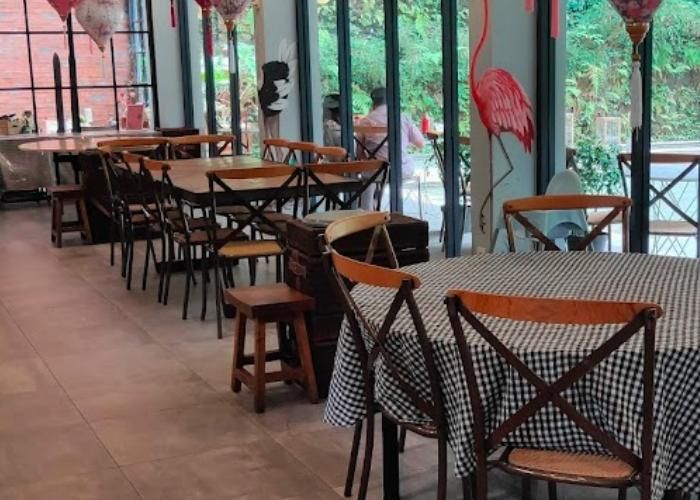 Foto : The Lake House ( Gmap / isti rahayuni )