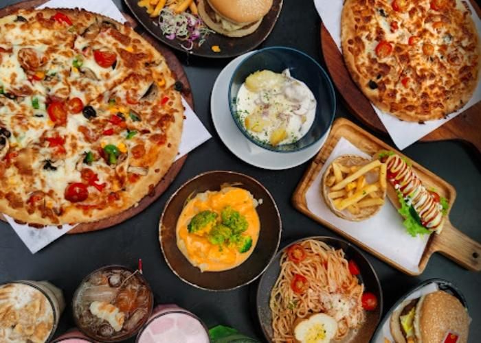 Foto : The Lake House ( Gmap / Bakti Sulistyo )