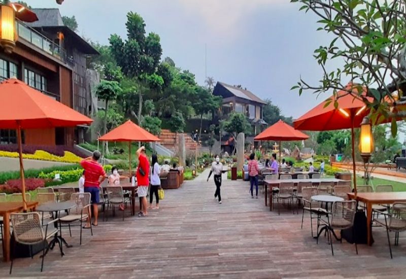 Foto : akasha hambalang ( Gmap / Mast Moey )