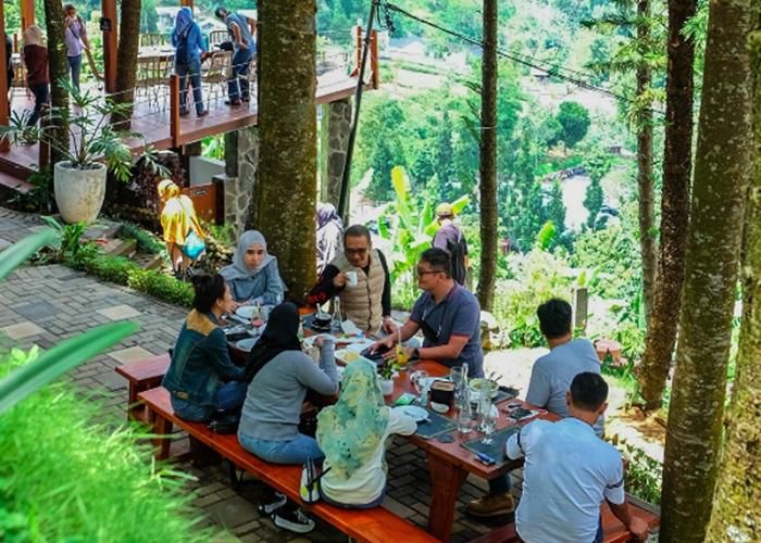 Foto: Damar Langit ( Gmap / Damar Langit Resort )