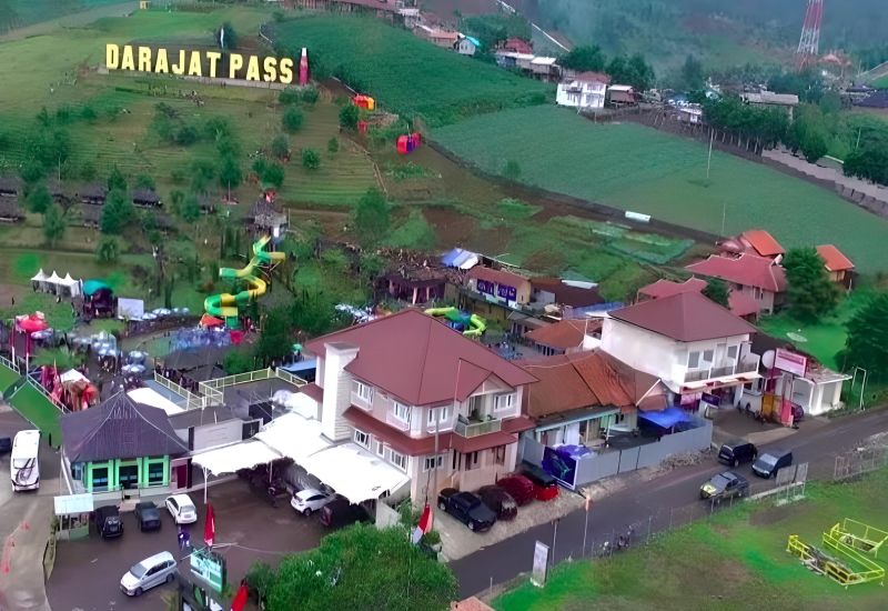 Foto: Darajat Pass ( Gmap / Villa DP (Homestay) )