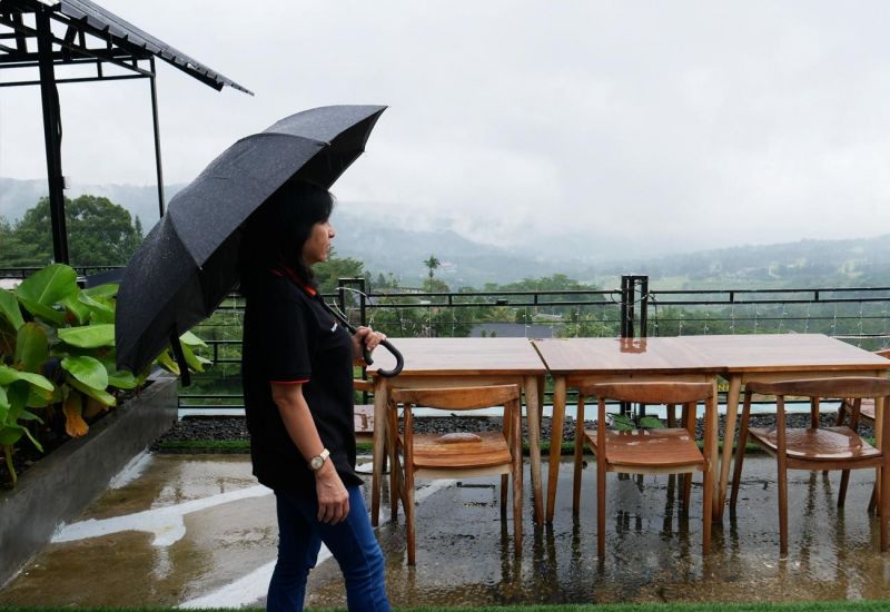 Foto : Honeyland( Jagoantravel.com )