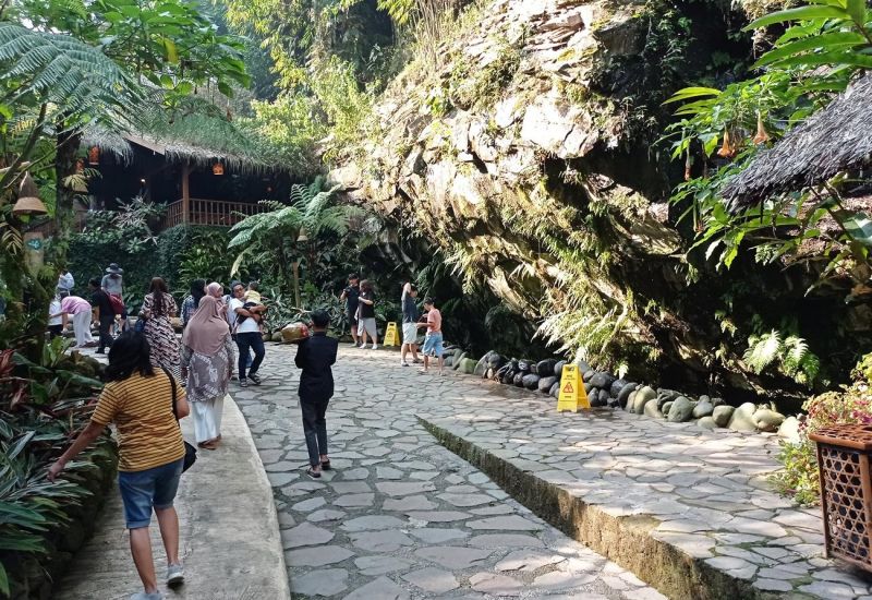 Foto: Kampung Daun ( Jagoantravel.com )