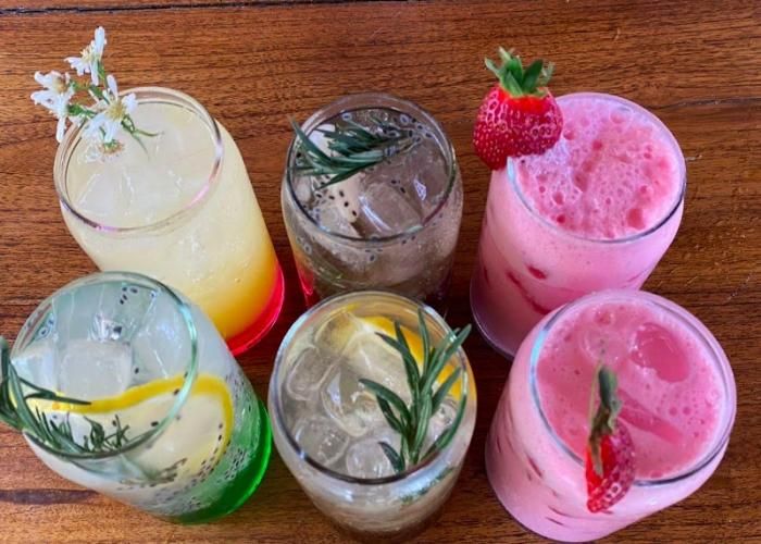 Foto : Ngopi Di Sawah ( Gmap / Maria Nelly )