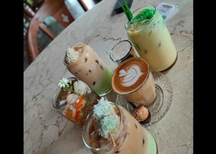 Foto : Ngopi Di Sawah ( Gmap / edi tsui )