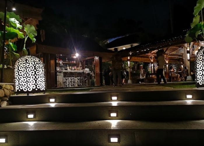 Foto : Ngopi Di Sawah ( Gmap / Riswan Siregar )