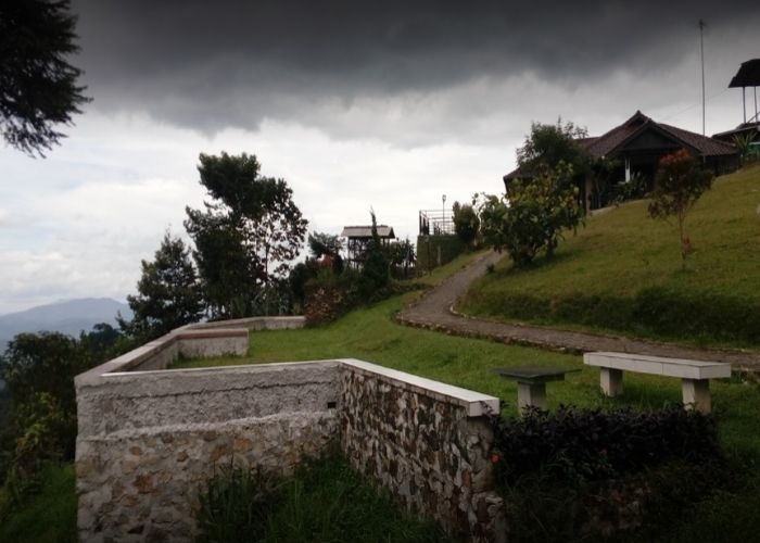 Foto: Wisata Puncak Mustika Manik ( Gmap / Sirad42 Judin )