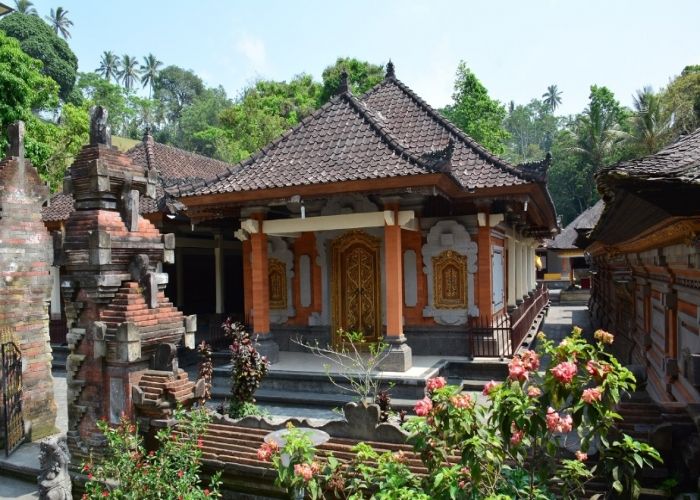 Foto: Pura Tirta Empul ( Gmap / Zoltan Bagosi )
