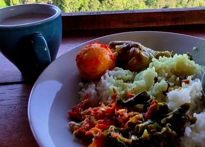 Foto : Tumpeng Menoreh ( Gmap / ian suhendra )
